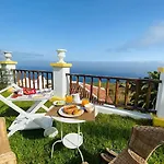 Dos Y Amplia Piscina! La Matanza De Acentejo