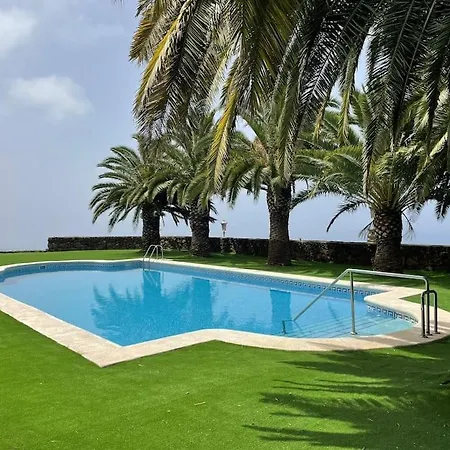 Dos Y Amplia Piscina! וילה *