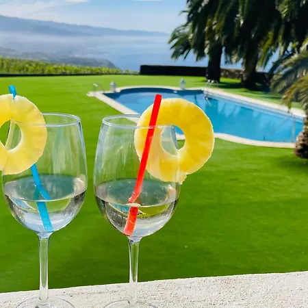 Dos Y Amplia Piscina! וילה *